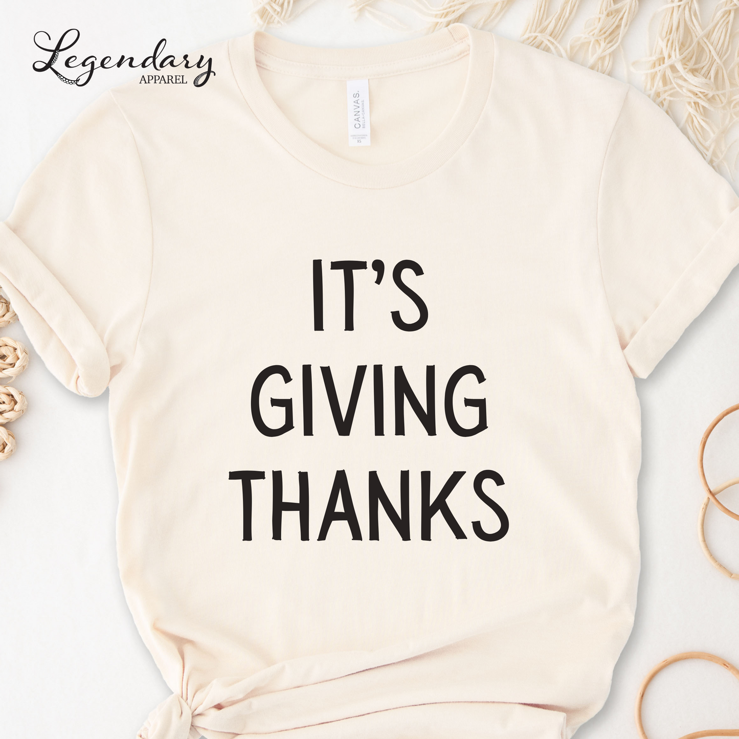 It's Giving Thanks Funny Thanksgiving Shirt